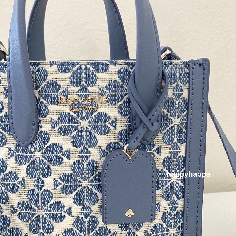 <kate spade> ♠️ spade flower jacquard manhattan mini crossbody/NWT - Picture 3 of 7